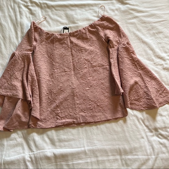 Romeo + Juliet Couture Long Sleeve Ruffle Top - Mist Rose - Picture 3 of 5